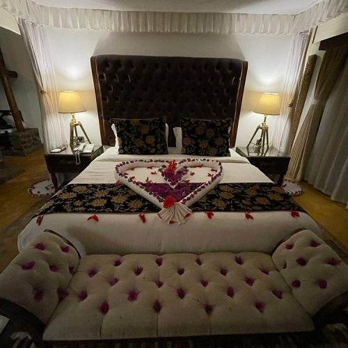 🌹2 Days Tanzania Luxury Honeymoon Safari (Arrival Day included): Tarangire & Ngorongoro