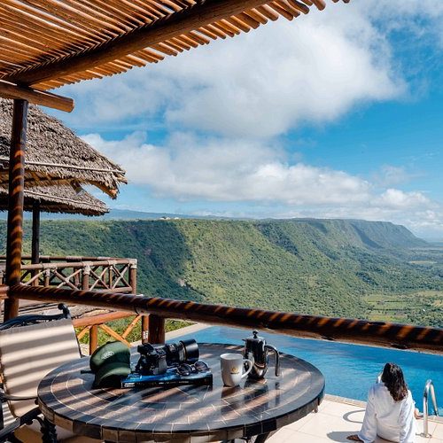 🌹2 Days Tanzania Luxury Honeymoon Safari (Arrival Day included): Tarangire & Ngorongoro